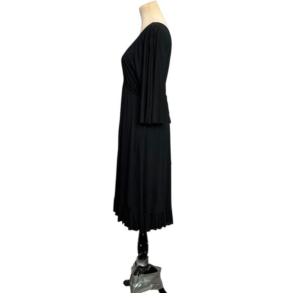 Velvet by Graham & Spencer Black V-Neck Knee Length Dress size Medium - Picture 6 of 16
